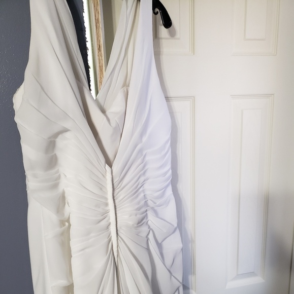 Chiffon wedding dress - Picture 4 of 5